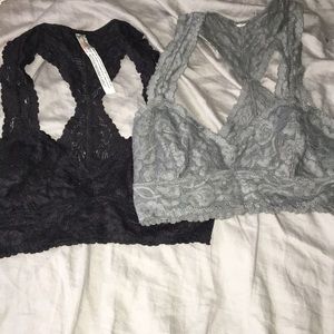 Set of 2 free people bralettes🟢